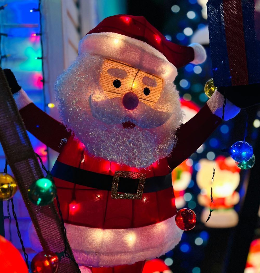 Christmas Parade & Tree Lighting: Freeport Gets Festive