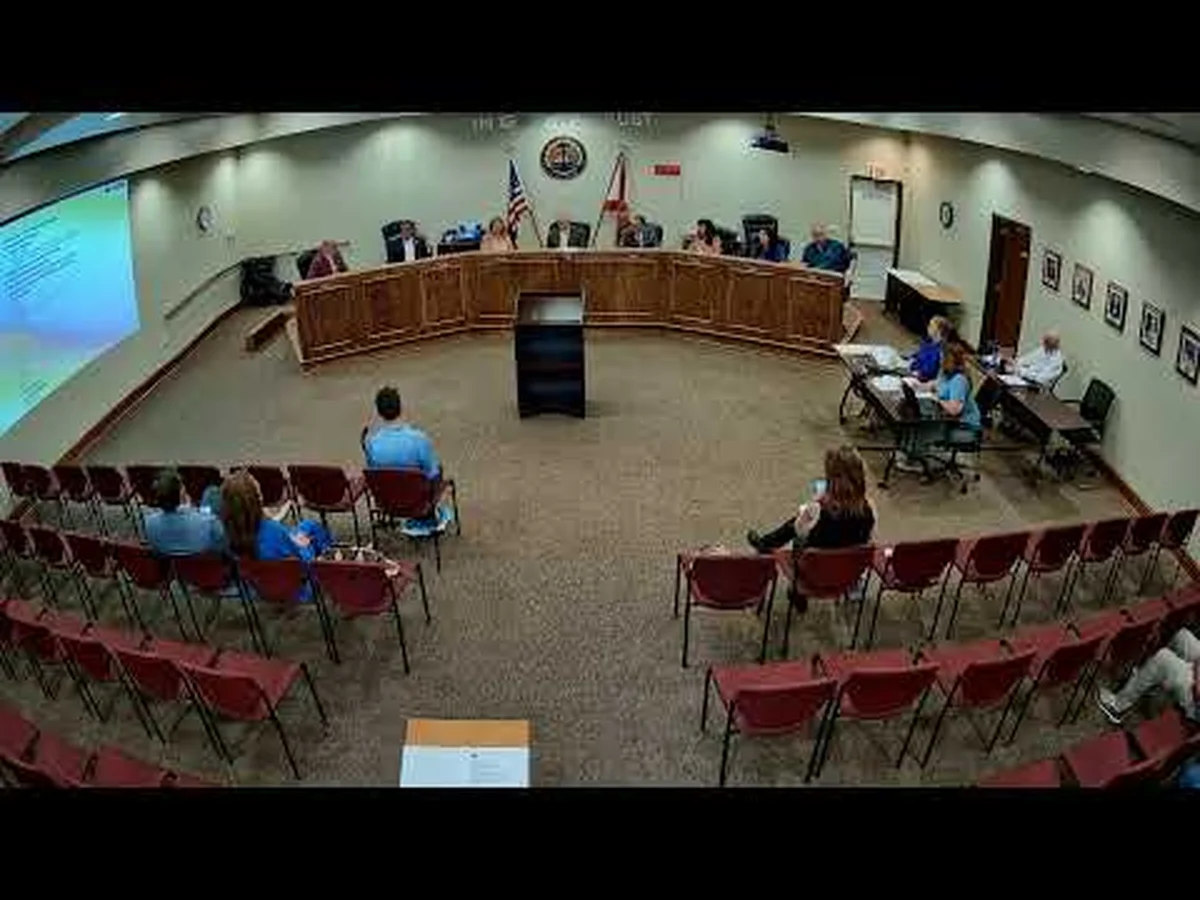 Freeport Council Renews State Lobbying Contract, Weighs Turn Lane Costs and E-Bike Regulations