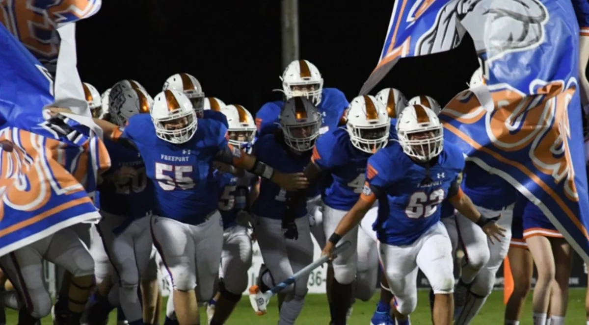Freeport Football Thriving Under Veteran Coach Bobby Johns